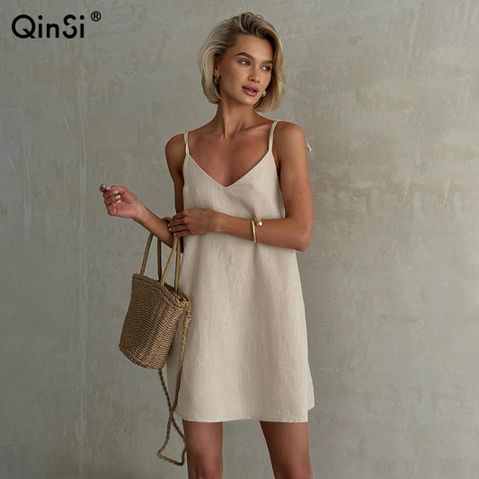 بيجامة نوم نسائية مثيرة