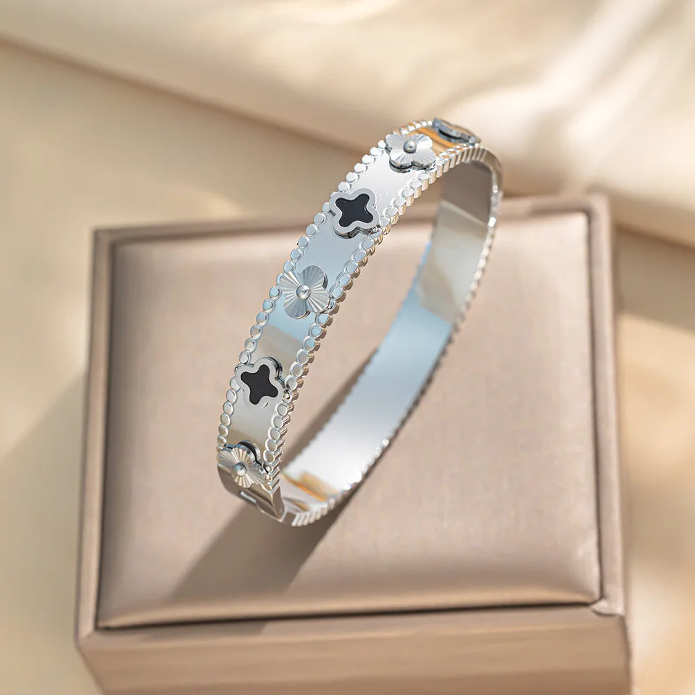 اسوار نسائي , Women's bracelet