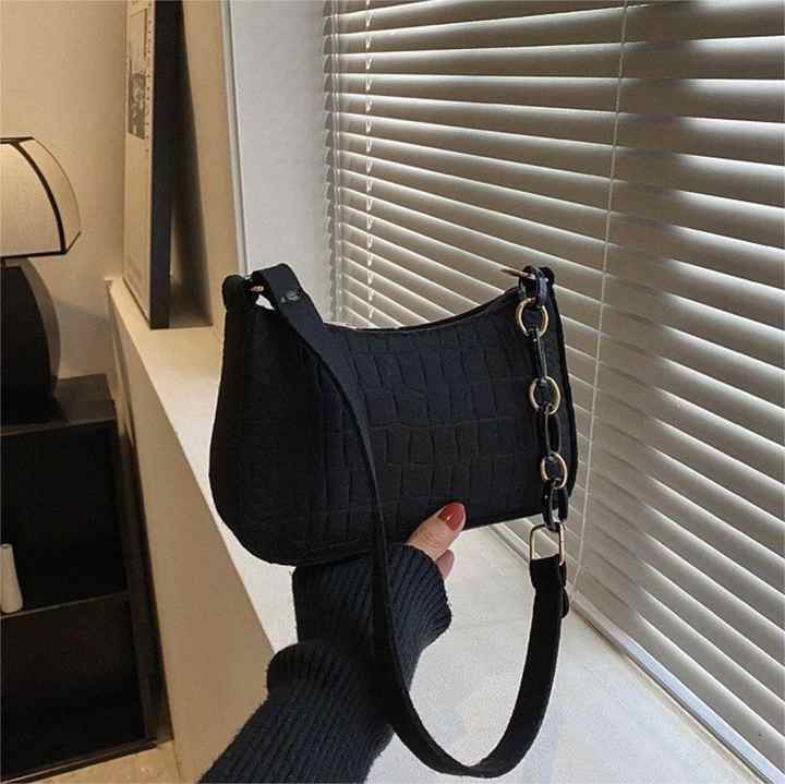 حقيبة يد بتصميم علامة تجارية فاخرة