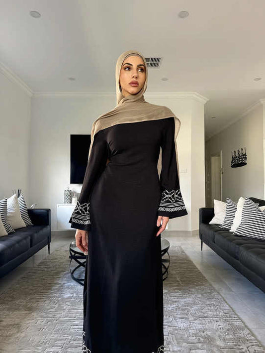 عباية انيقة الشرق الاوسط