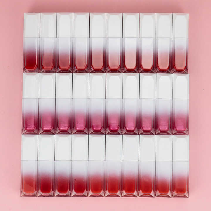 لون أبيض متدرج لطيف أنبوب مستحضرات تجميل أحمر شفاه Cute White Gradient Color Cosmetic Tube Matte Liquid