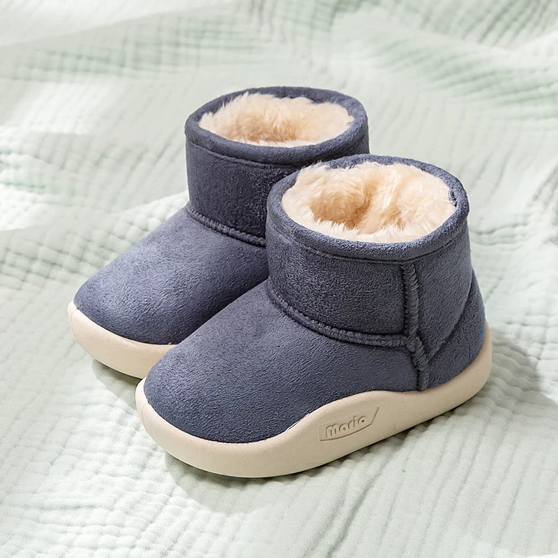Girls' winter shoes