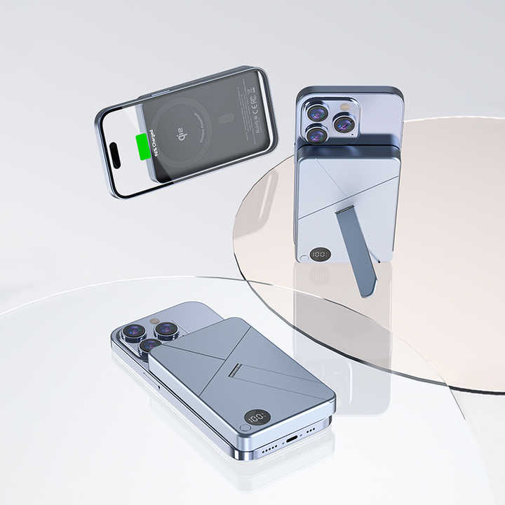 power bank . باور بانك