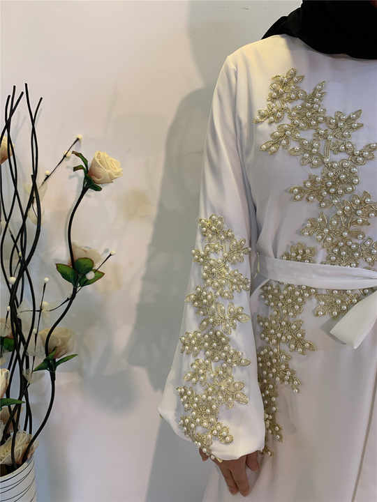 Caftans and jalabiyas