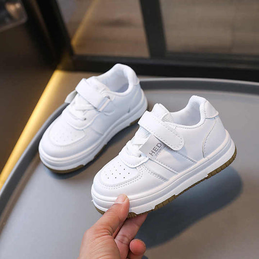 أحذيه رياضيه بنات