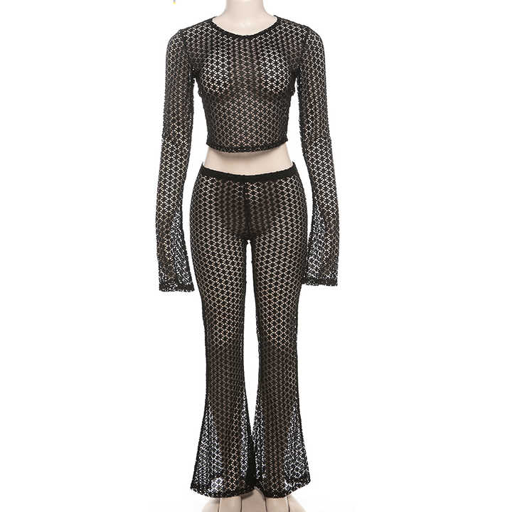 Two-piece full-figure outfit