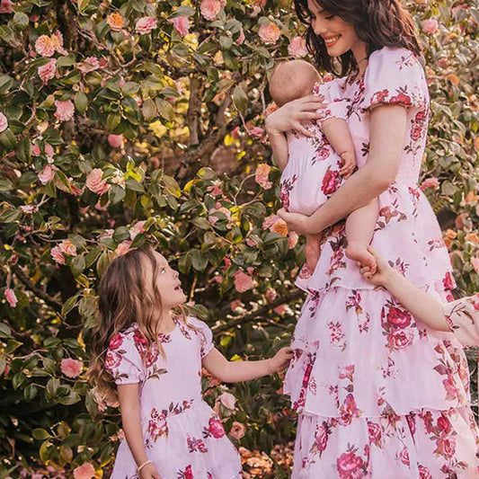 New Summer Mother Kids Clothes O-Neck Short Sleeve Big Wave Casual Princess Dress Mother Daughter Matching Outfits