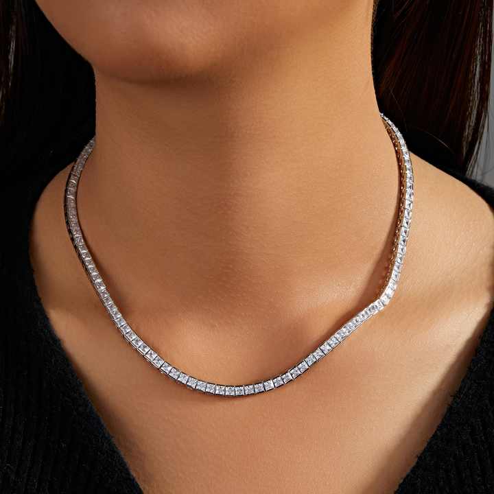 short necklace