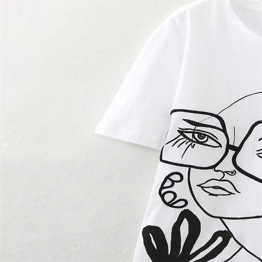 تي شيرت نسائي