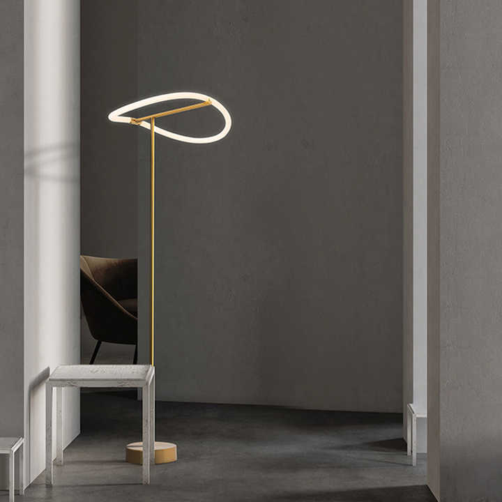 مصباح حائطي ثريا خطية من جل السيليكا بتصميم . Silica Gel Linear Chandelier Wall Lamp