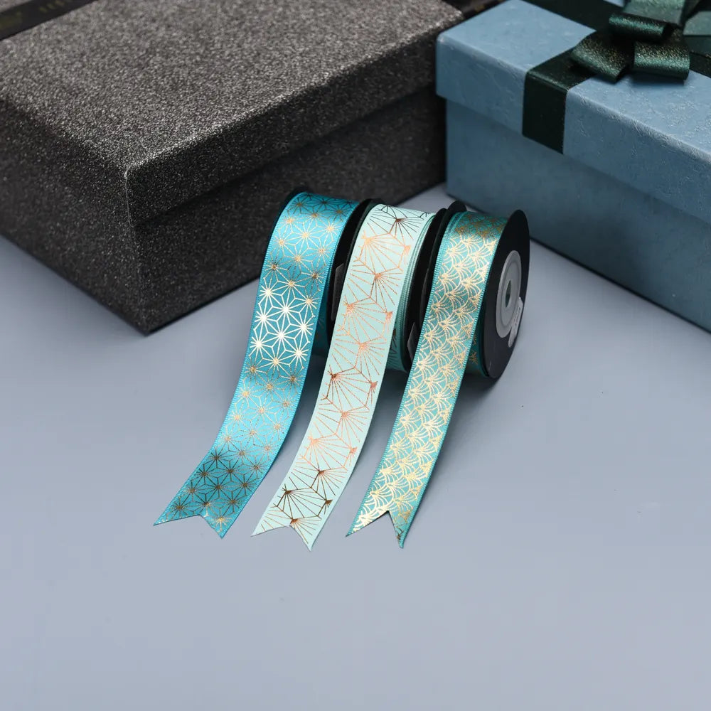 gifts-gifts-wrapping ribbons
