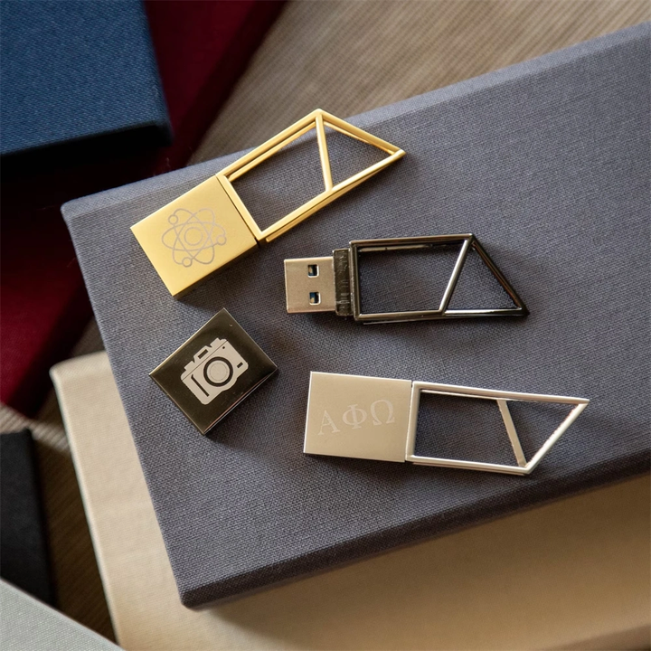 USB معدنية 8 جيجابايت-64 جيجابايت USB . Metal USB Stick 8GB-64GB USB Pen Drive Premium