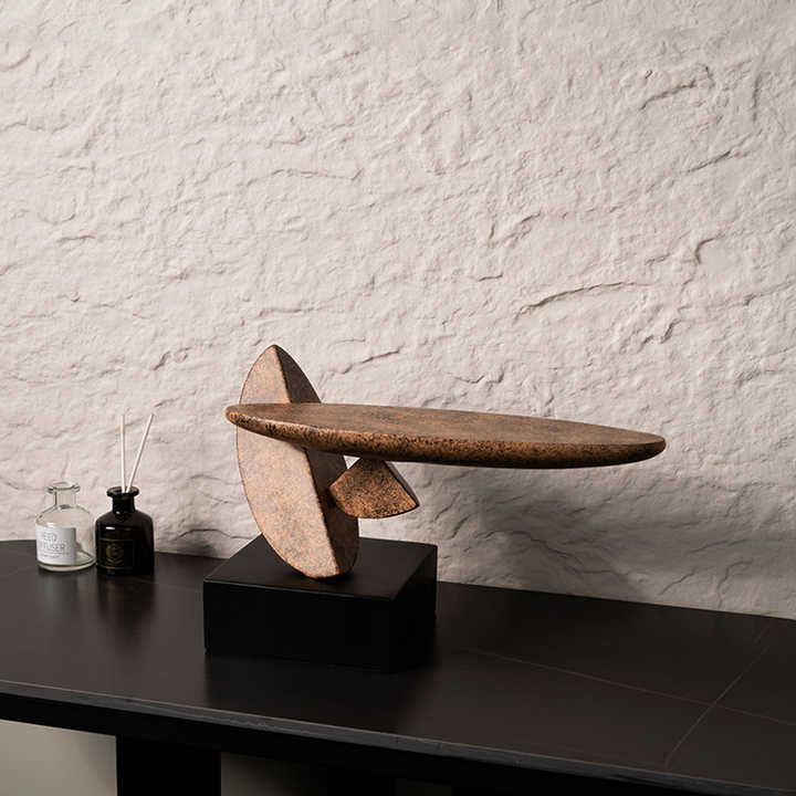 Home Decor Luxury Desktop Decoration Abstract Sculptures Art Crafts Home Interior Decoration Abstract Resin Sculpture Ornaments