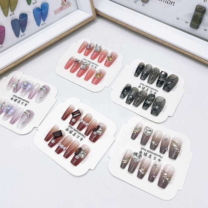 اظافر صناعيه , Artificial nails