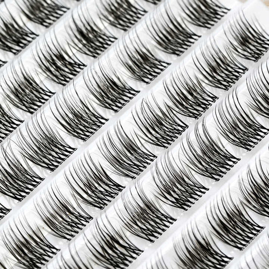 مجموعة من رموش العيون