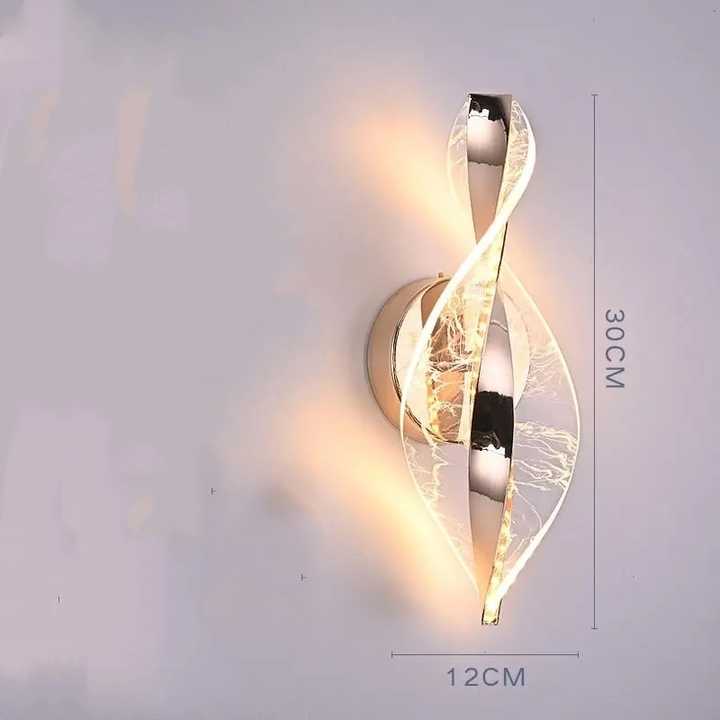 Simple modern wall lamp