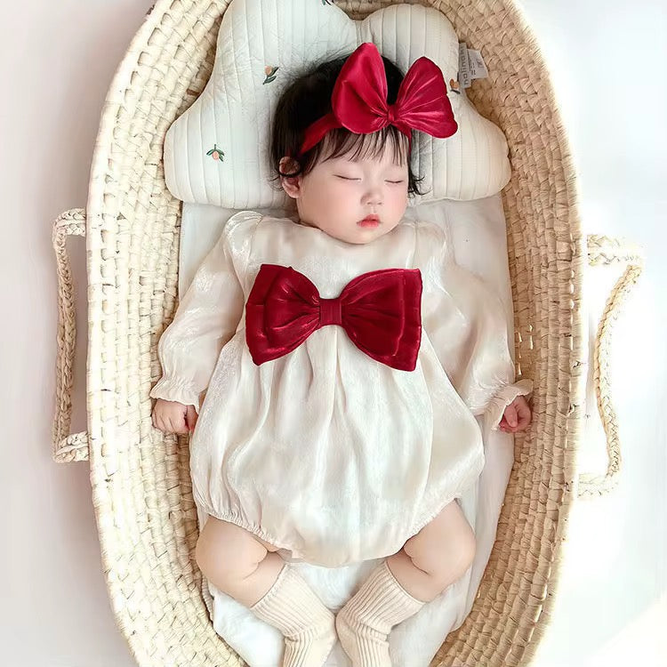 ملابس اطفال بنات