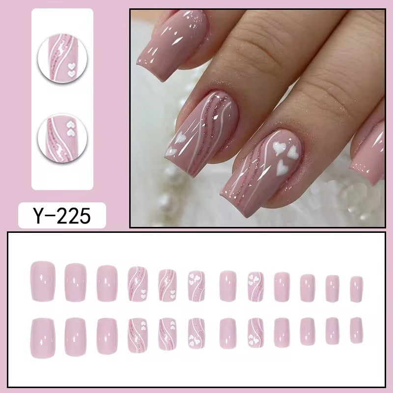 artificial nails أظافر صناعية