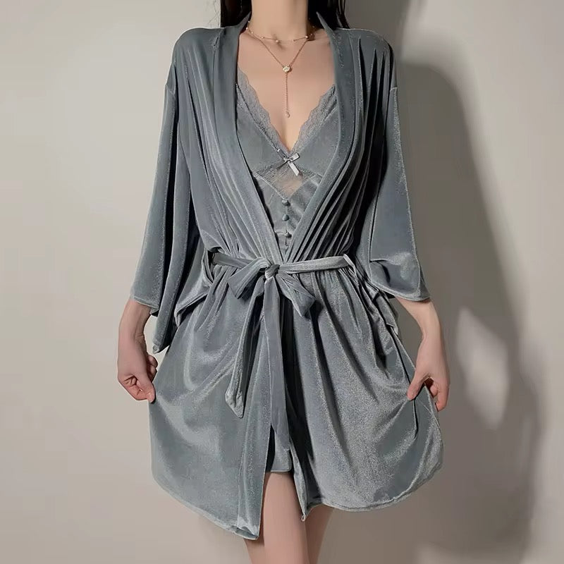 Women's sleepwear