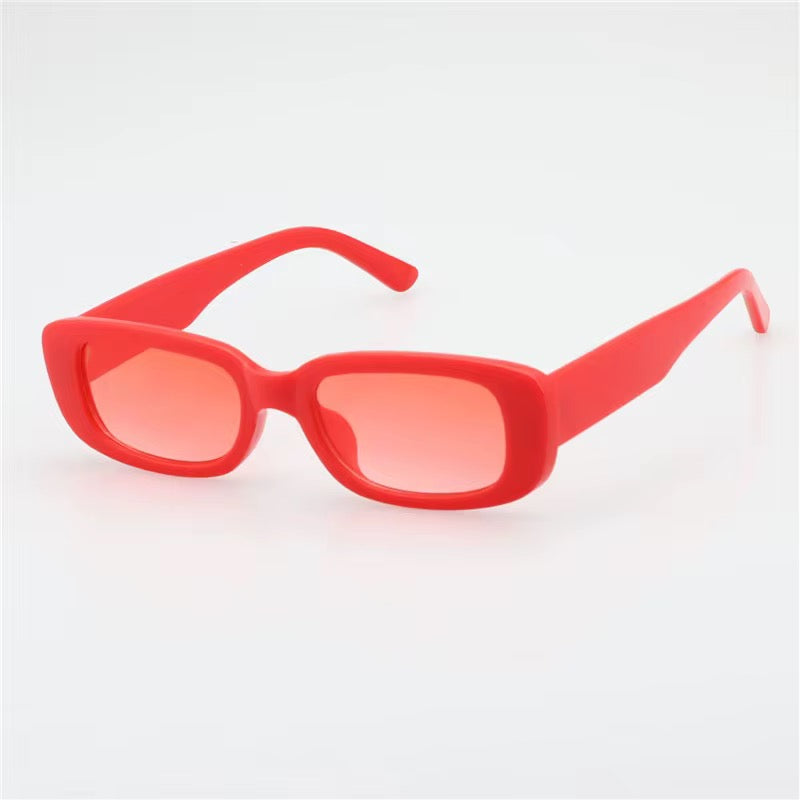Women's sunglasses in multiple colors