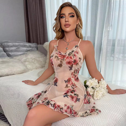 بيجامة نوم نسائية مثيرة