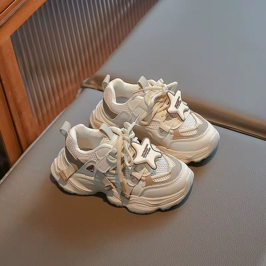 أحذيه رياضيه بنات