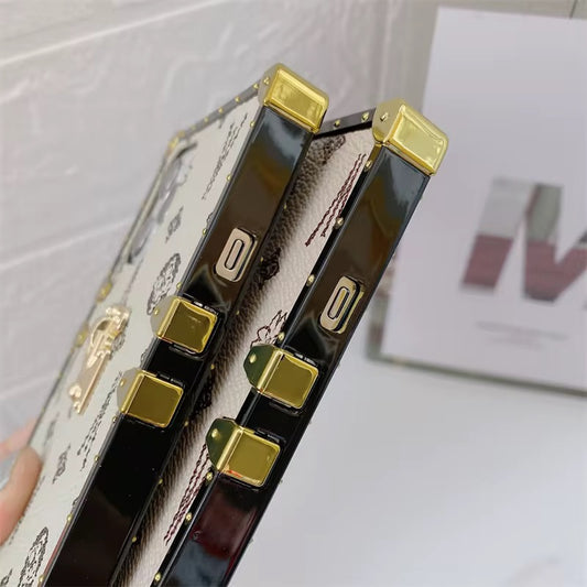 كفرات ايفون فاخره