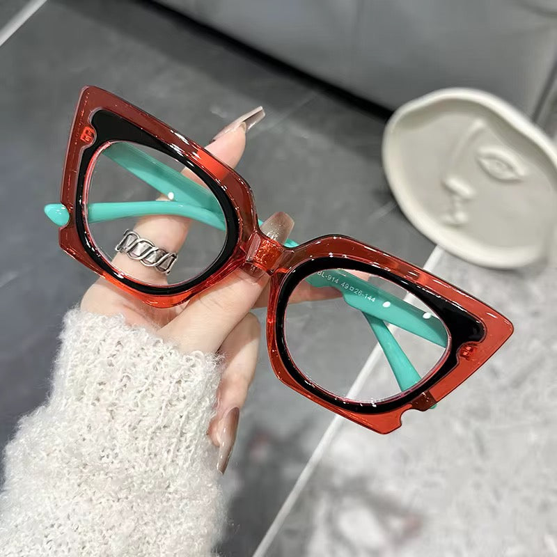 نظارات طبيه نسائيه