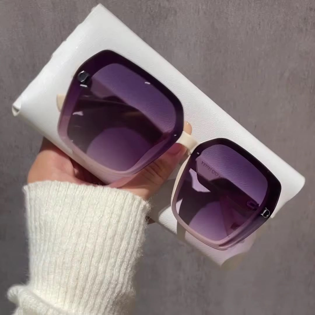 نظارات نسائيه شمسيه عصريه و فاخره - Modern and luxurious women's sunglasses