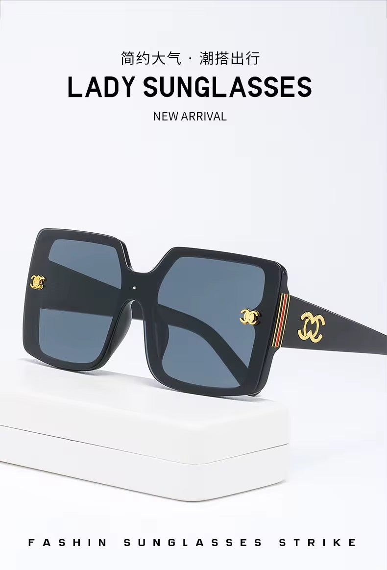 نظارات شمسيه للسيدات عصريه و كلاسيكيه - Modern and classic women's sunglasses