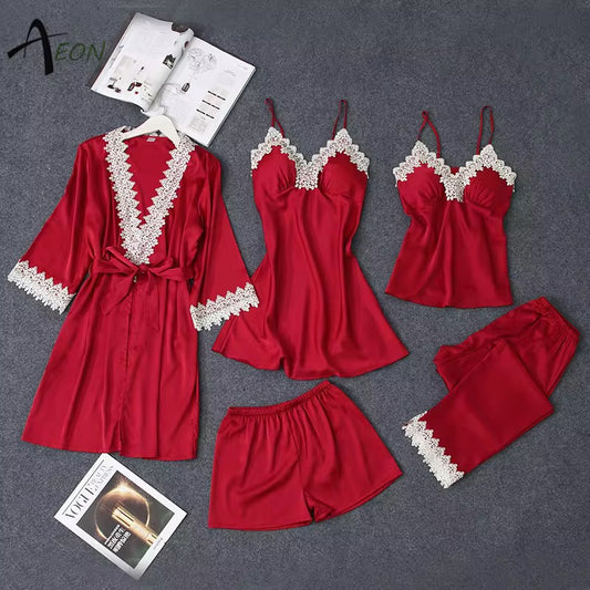 بدلات نوم نسائيه