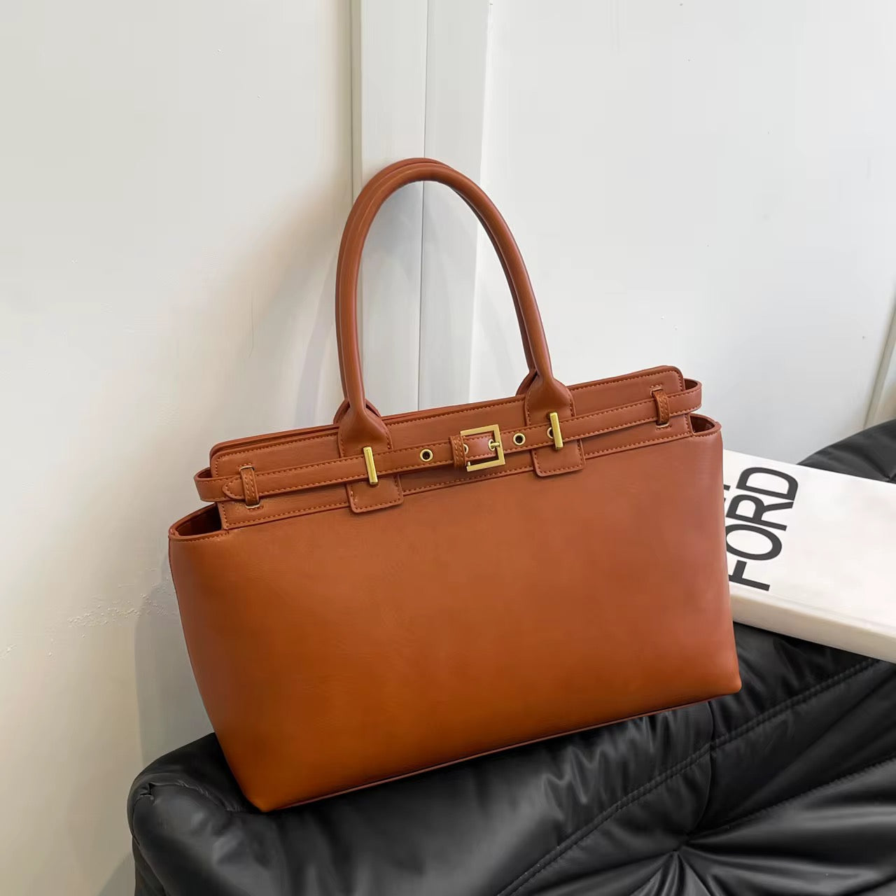 حقائب يد عملية بسعة كبيرة