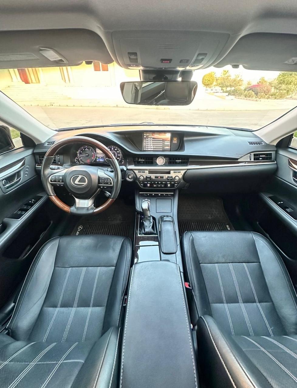 المعتمد لسيارات\ES350 لكزس