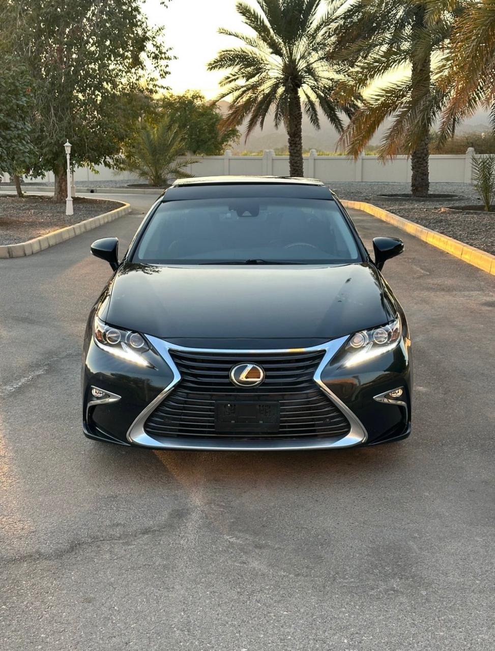 المعتمد لسيارات\ES350 لكزس