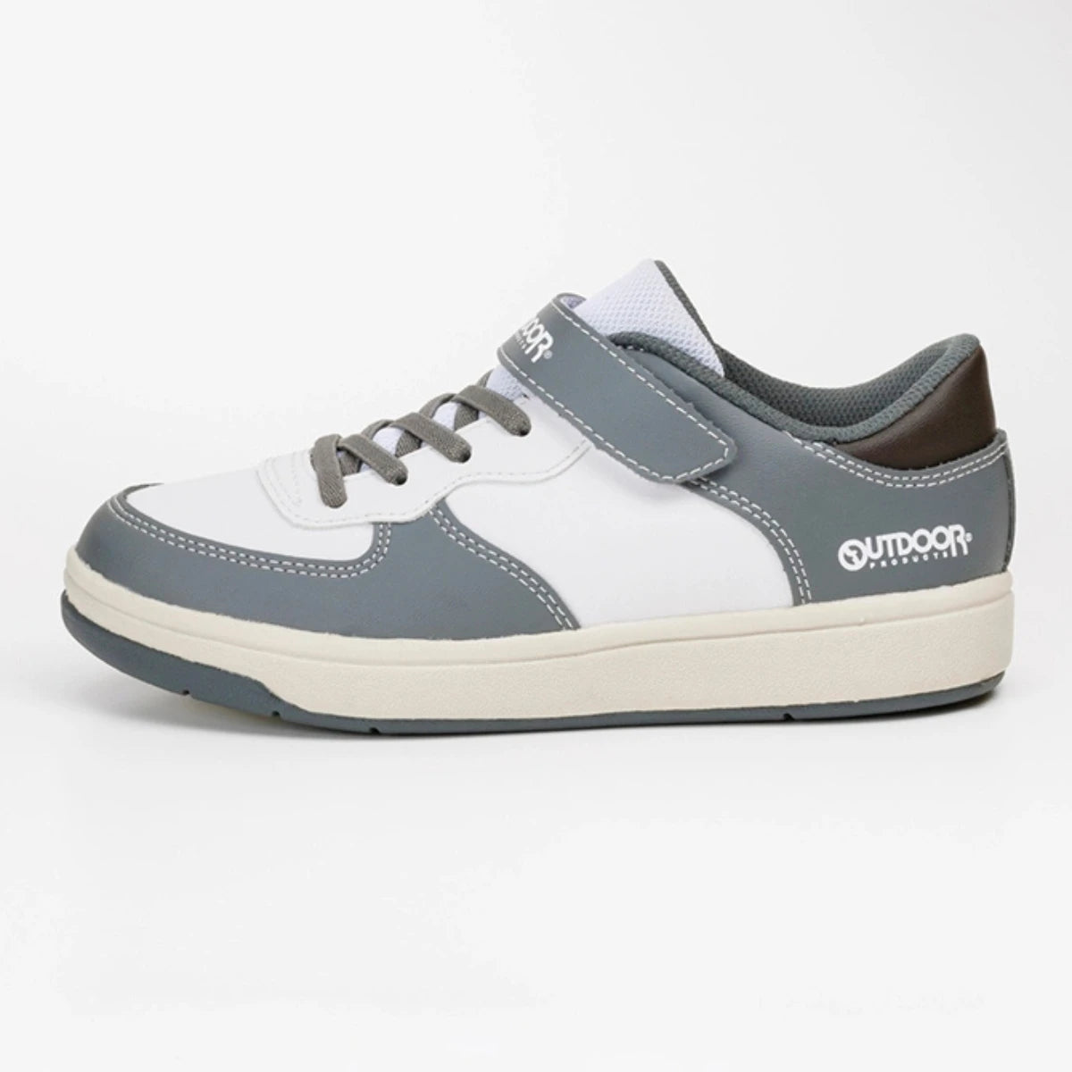 حذاء رياضي اولاد