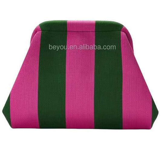 حقيبة كلاتش مخططة باللون الوردي والأخضر أنيقة للنساء