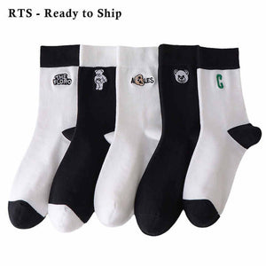 مريحة وجيدة التهوية مخصصة للمرأة الأبيض  . ر . Comfortable and breathable custom women's white and