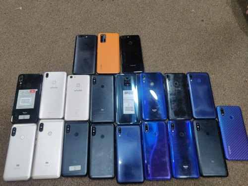 Ready to ship 5G smartphones at a low price جاهزة لشحن الهواتف الذكية 5g بسعر منخفض
