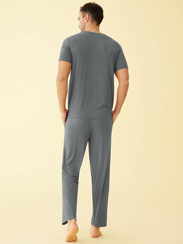 بدلات نوم رجال شورت