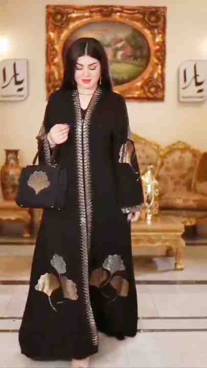 عباية سودا انيقة