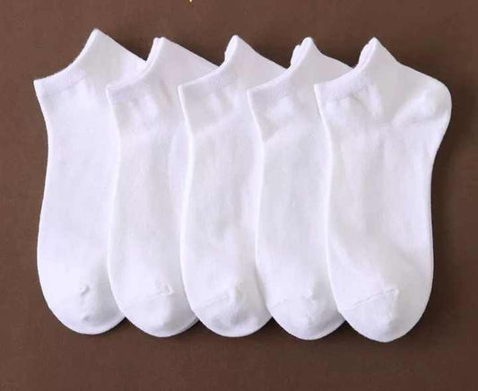 جوارب نسائية بيضاء ، سهلة التنظيف ، مقاومة للرائحة وعدم الانزلاق Women's white socks, easy to clean, odor-resistant and non-slip