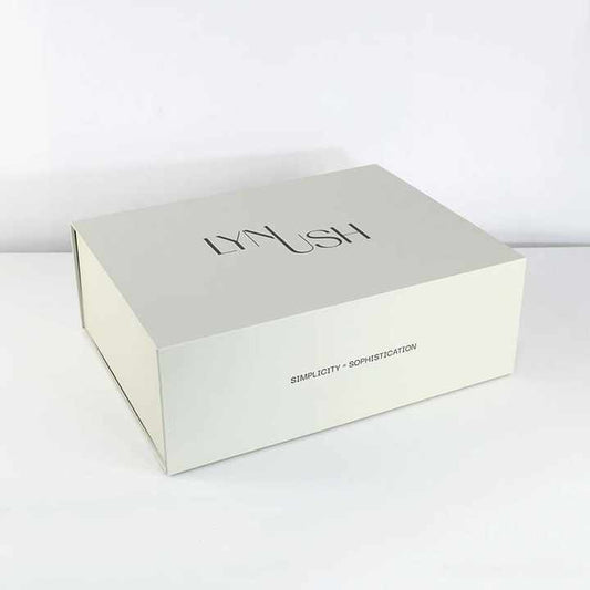 صندوق تعبئة صندوق هدايا من الورق المقوى . Recyclable Hard Cardboard Gift Box