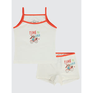 ملابس داخلية اطفال