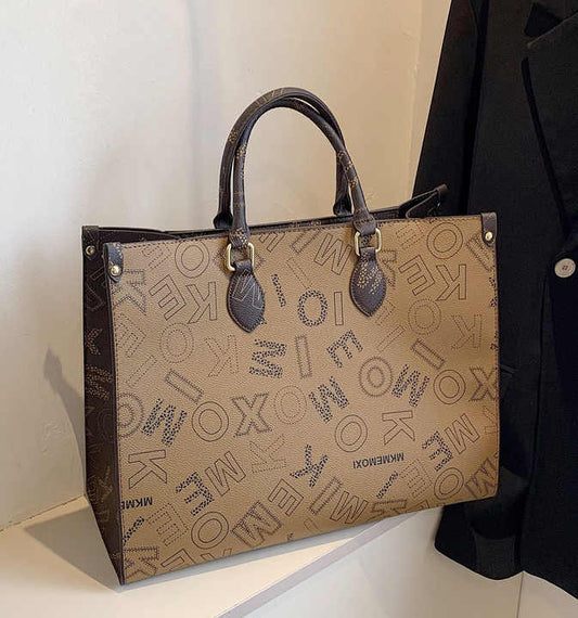 حقائب بيتش باج ماركات كروسبودي