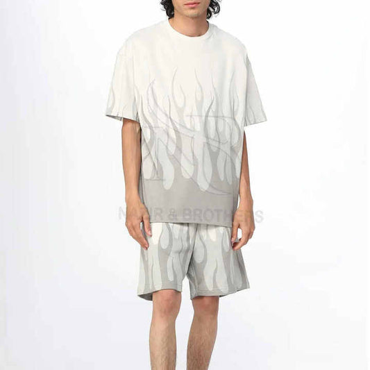 تيشيرت وشورت عصري