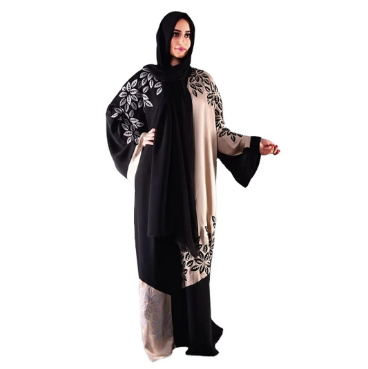 عباية سودا الطراز عربي