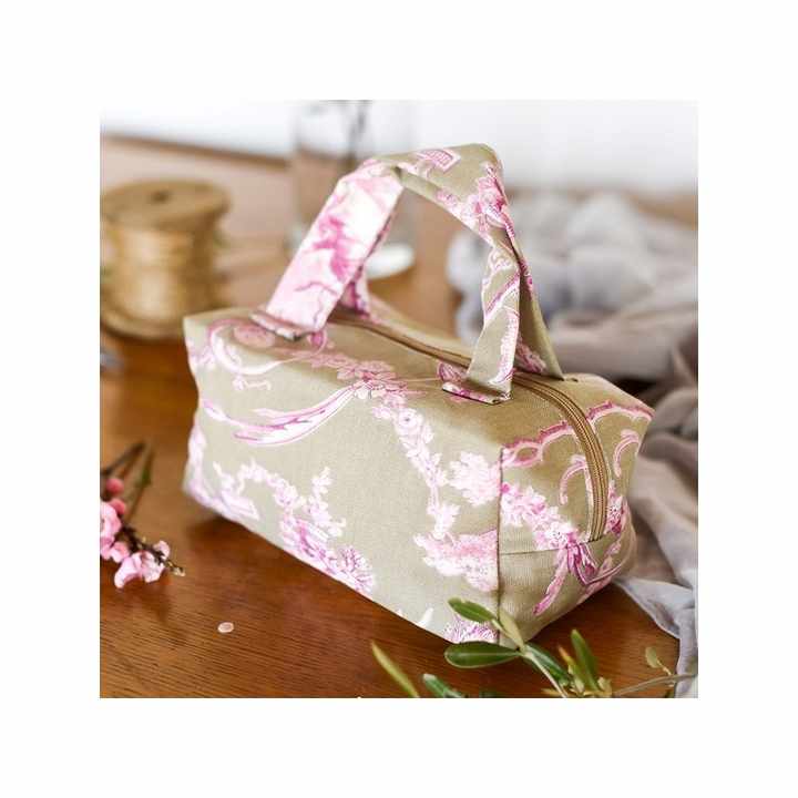Summer cosmetic bag for women 