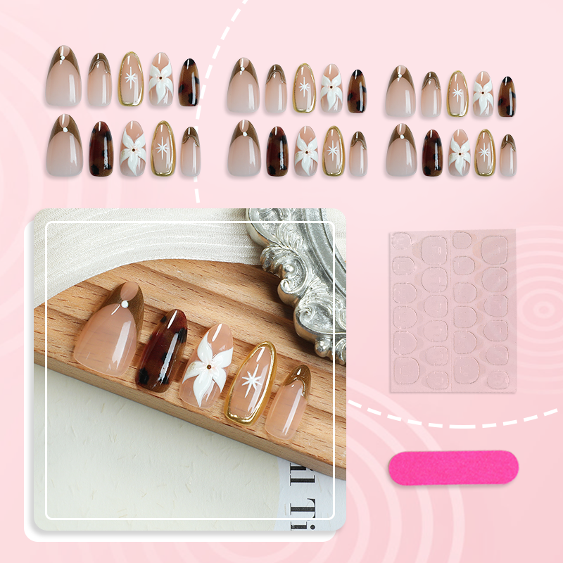 أظافر يد كريستال