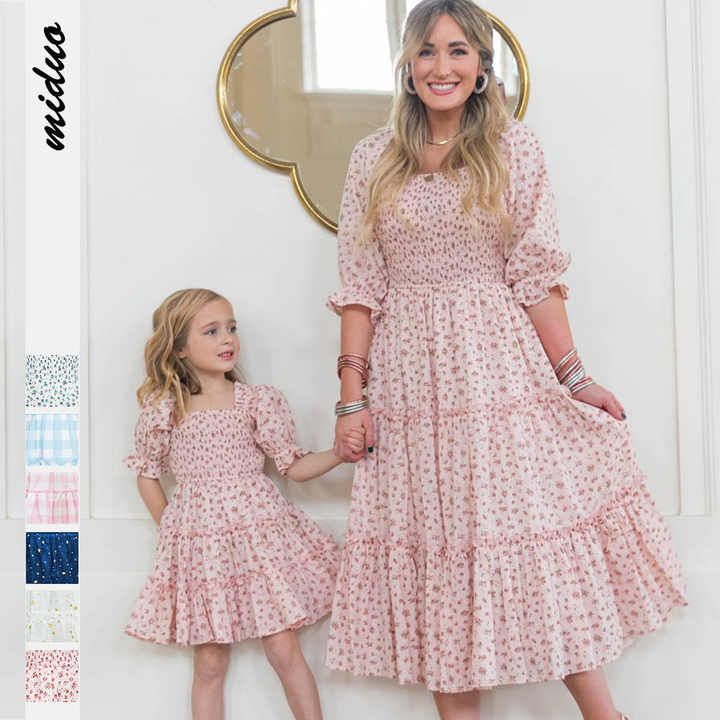 Summer Mother Daughter Dresses Elegant Puff Sleeve Floral Print Dress 100% Polyester Woven Simple Midi Dress with Custom Printed Embroidered Logo 
