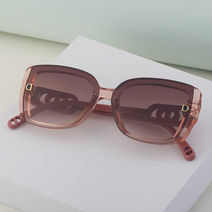 trendy square sunglasses 